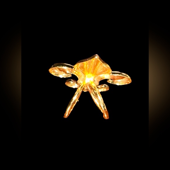 Vintage Fleur-de-lis ⚜️ gold tone scarf ring 1.5” W x 1.75” ⚜️BEAUTIFUL ⚜️ - Picture 4 of 6